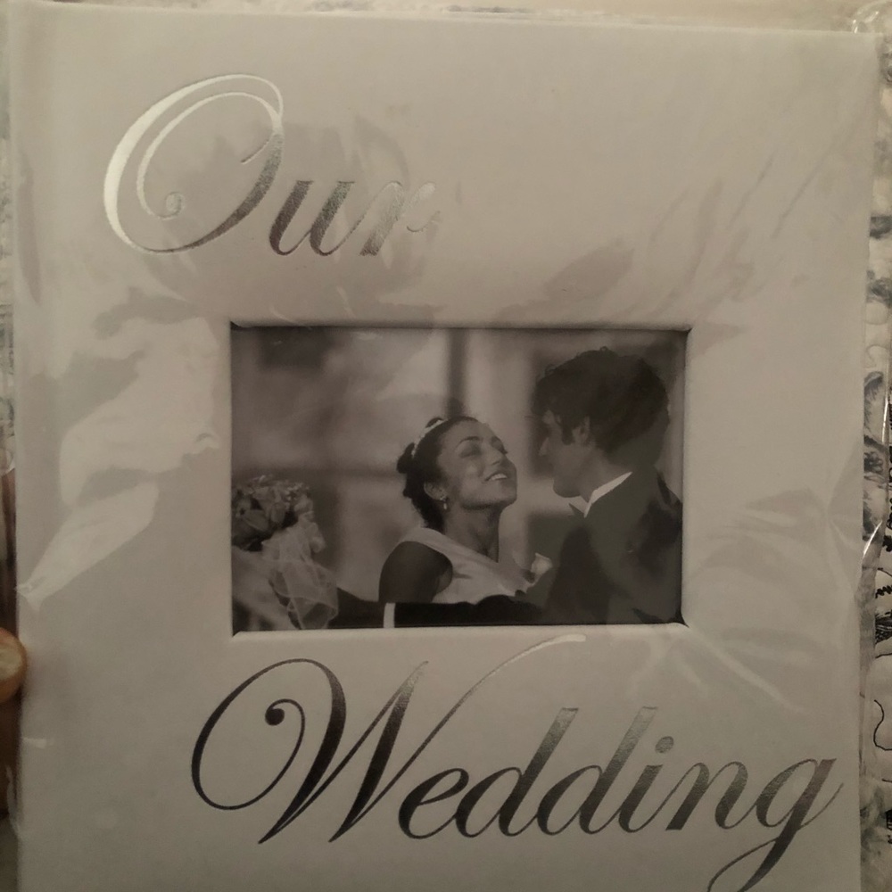Wedding picture frames and album